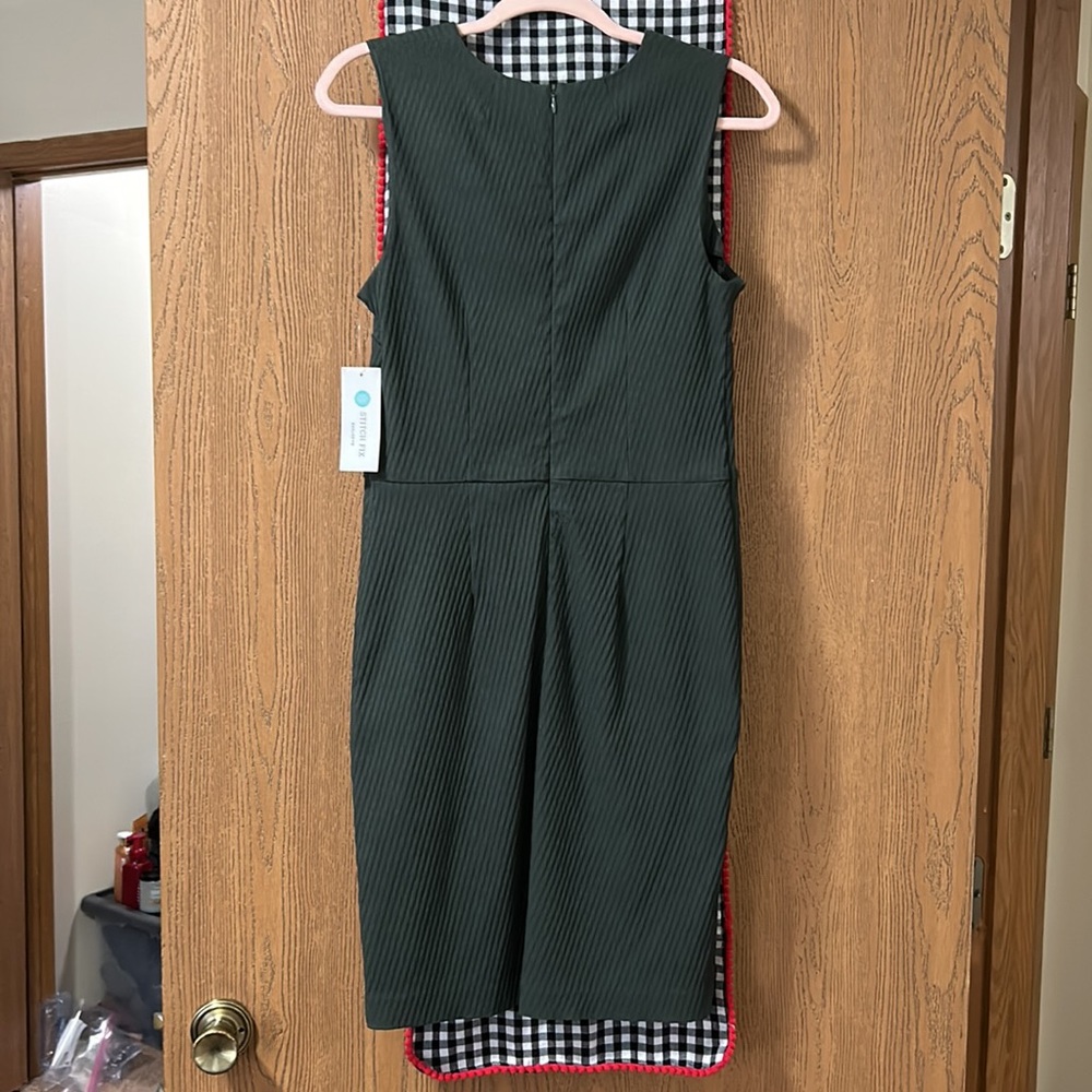▪️ STITCH FIX MARGARET M ▪️ Fitted Olive Green Dress - Picture 16 of 16